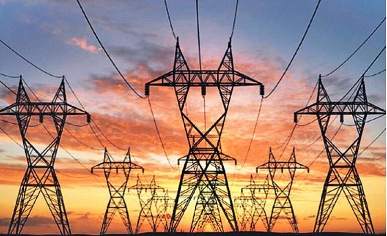 प्रसारण लाइन निर्माणः स्थानीयद्वारा क्षतिपूर्तिको माग